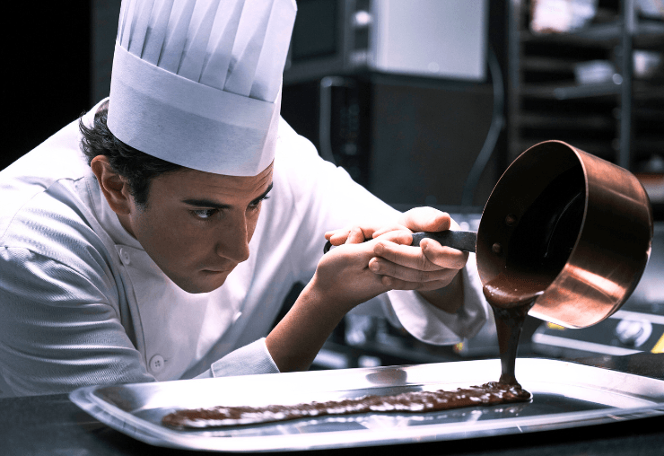 De la passion au métier : devenir pâtissier avec "À la belle étoile"
